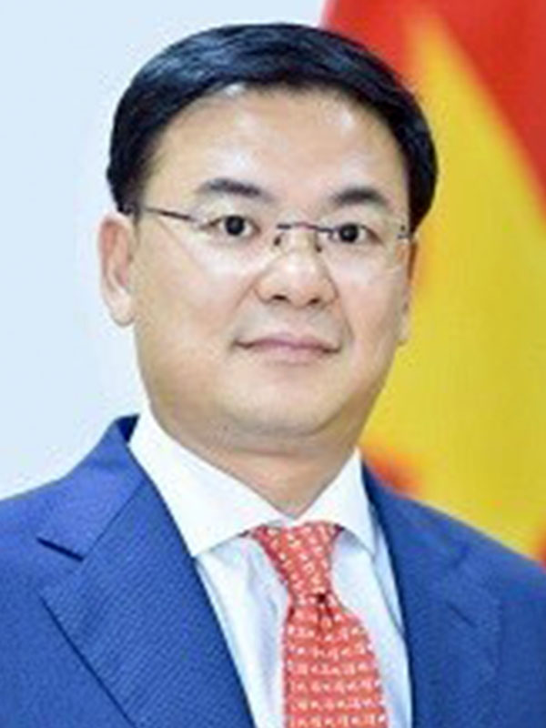 ファム・クアン・ヒエウ（駐日ベトナム大使）写真